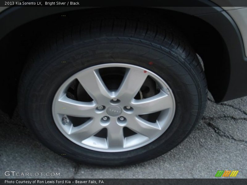 Bright Silver / Black 2013 Kia Sorento LX