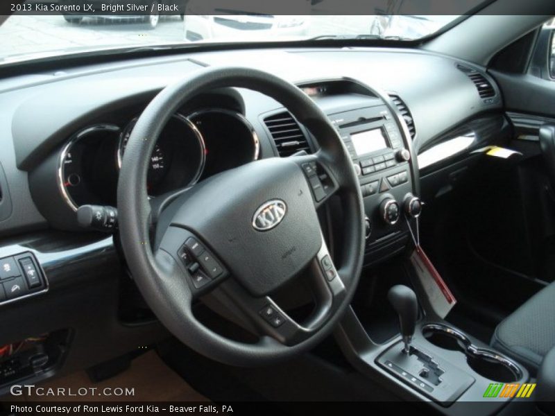 Bright Silver / Black 2013 Kia Sorento LX