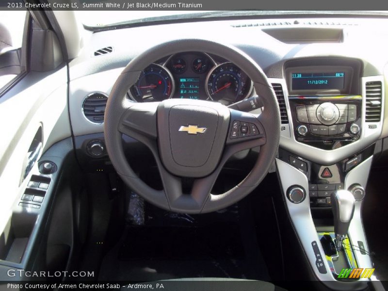 Summit White / Jet Black/Medium Titanium 2013 Chevrolet Cruze LS