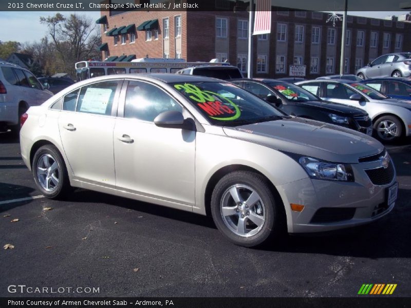 Champagne Silver Metallic / Jet Black 2013 Chevrolet Cruze LT