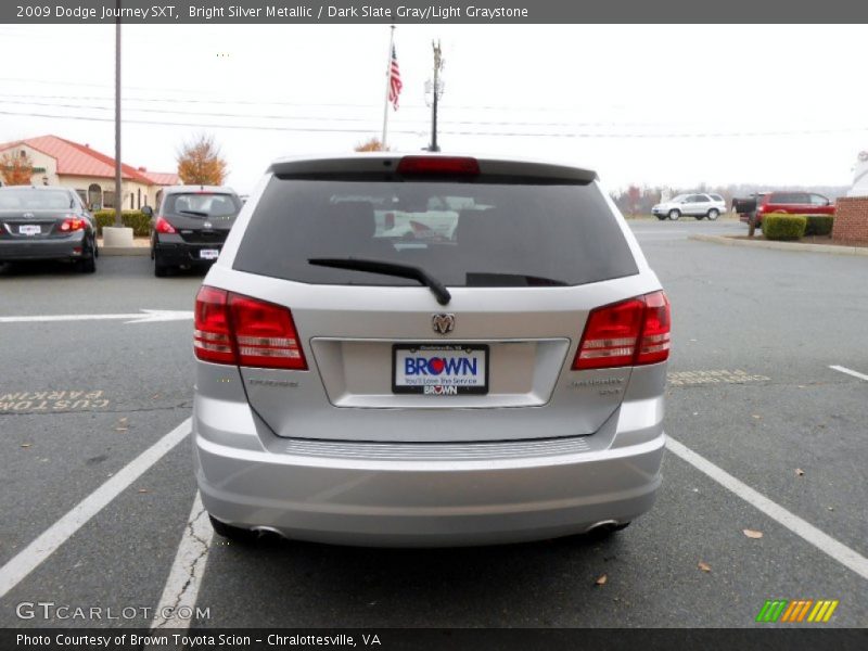 Bright Silver Metallic / Dark Slate Gray/Light Graystone 2009 Dodge Journey SXT