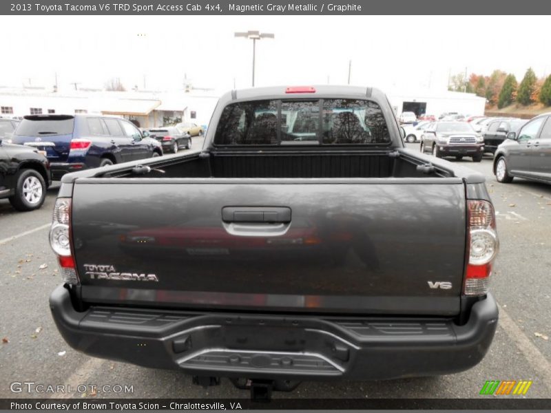 Magnetic Gray Metallic / Graphite 2013 Toyota Tacoma V6 TRD Sport Access Cab 4x4