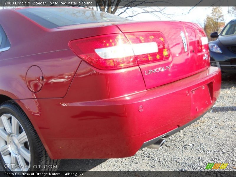 Vivid Red Metallic / Sand 2008 Lincoln MKZ Sedan