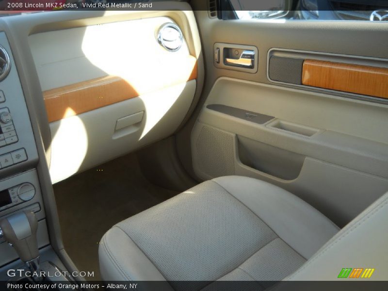 Vivid Red Metallic / Sand 2008 Lincoln MKZ Sedan