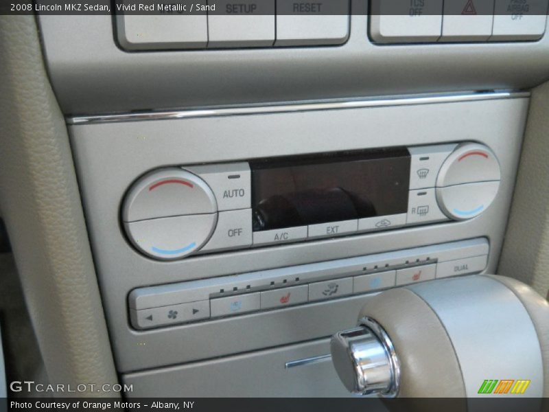 Vivid Red Metallic / Sand 2008 Lincoln MKZ Sedan