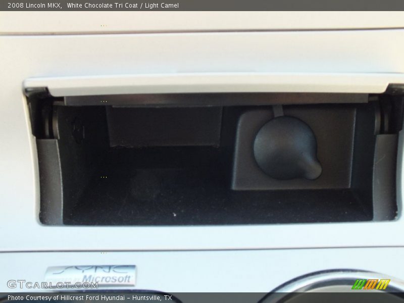 White Chocolate Tri Coat / Light Camel 2008 Lincoln MKX