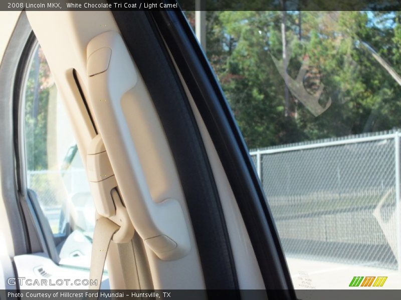 White Chocolate Tri Coat / Light Camel 2008 Lincoln MKX