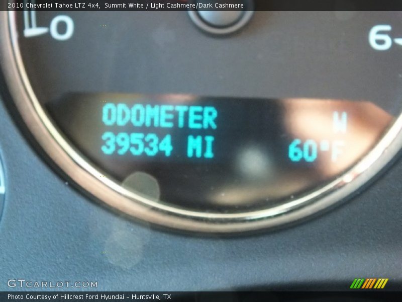 Summit White / Light Cashmere/Dark Cashmere 2010 Chevrolet Tahoe LTZ 4x4