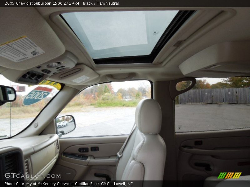 Black / Tan/Neutral 2005 Chevrolet Suburban 1500 Z71 4x4