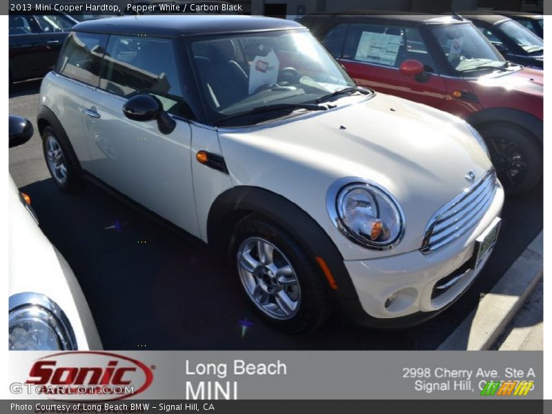 Pepper White / Carbon Black 2013 Mini Cooper Hardtop