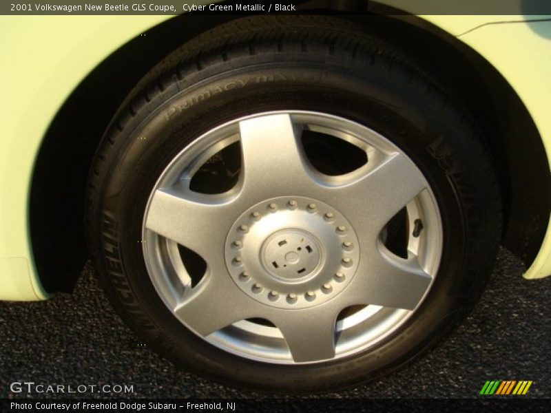 Cyber Green Metallic / Black 2001 Volkswagen New Beetle GLS Coupe