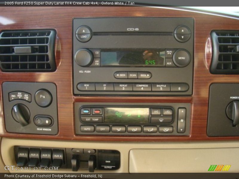 Oxford White / Tan 2005 Ford F250 Super Duty Lariat FX4 Crew Cab 4x4