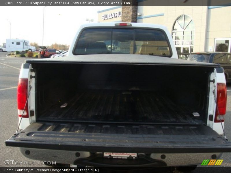Oxford White / Tan 2005 Ford F250 Super Duty Lariat FX4 Crew Cab 4x4