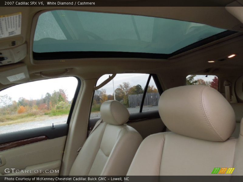 White Diamond / Cashmere 2007 Cadillac SRX V6