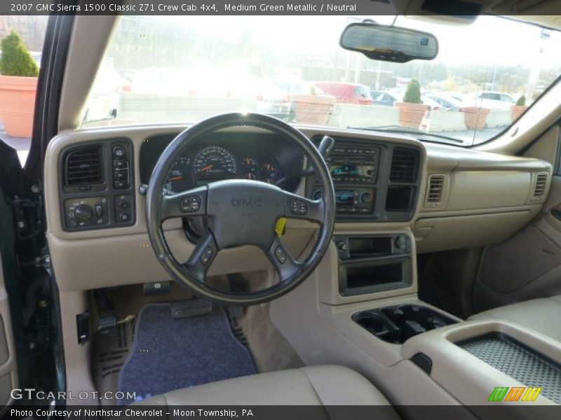 Medium Green Metallic / Neutral 2007 GMC Sierra 1500 Classic Z71 Crew Cab 4x4