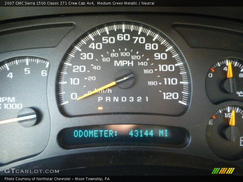 Medium Green Metallic / Neutral 2007 GMC Sierra 1500 Classic Z71 Crew Cab 4x4
