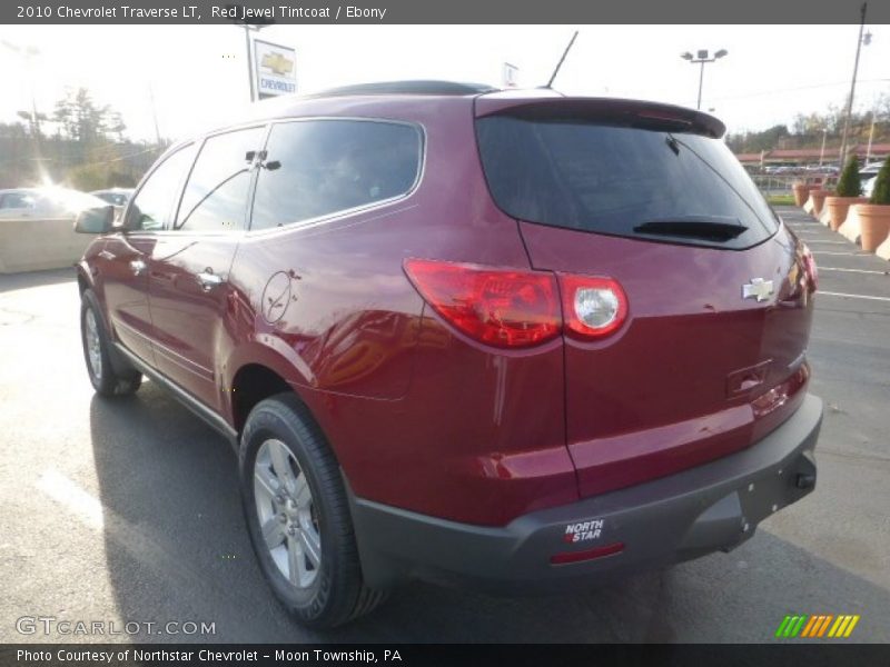 Red Jewel Tintcoat / Ebony 2010 Chevrolet Traverse LT