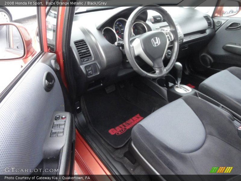 Blaze Orange Metallic / Black/Grey 2008 Honda Fit Sport