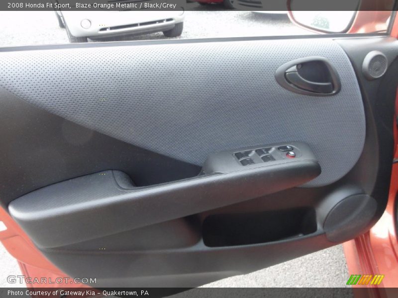 Blaze Orange Metallic / Black/Grey 2008 Honda Fit Sport