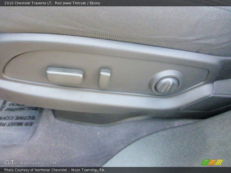 Red Jewel Tintcoat / Ebony 2010 Chevrolet Traverse LT