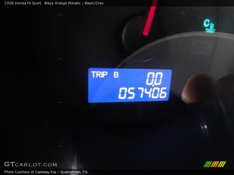 Blaze Orange Metallic / Black/Grey 2008 Honda Fit Sport