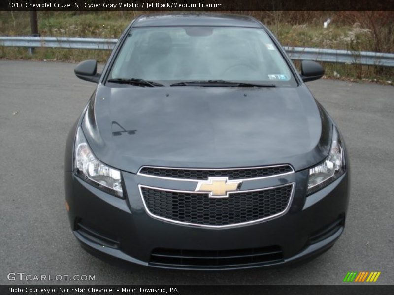 Cyber Gray Metallic / Jet Black/Medium Titanium 2013 Chevrolet Cruze LS