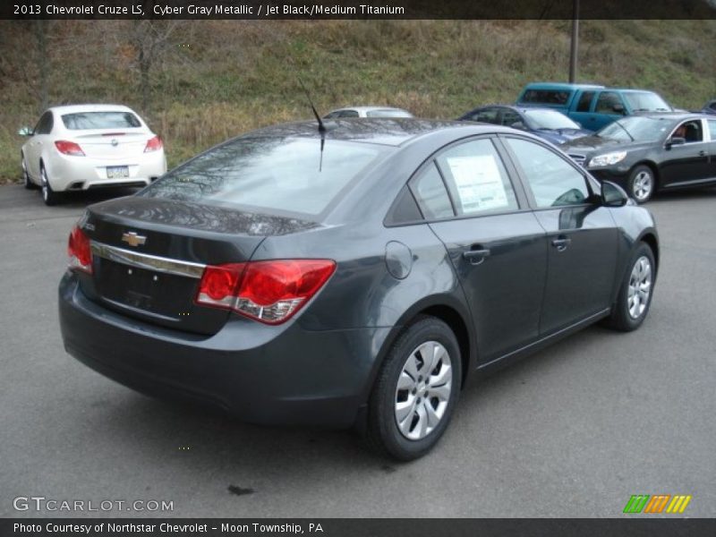 Cyber Gray Metallic / Jet Black/Medium Titanium 2013 Chevrolet Cruze LS