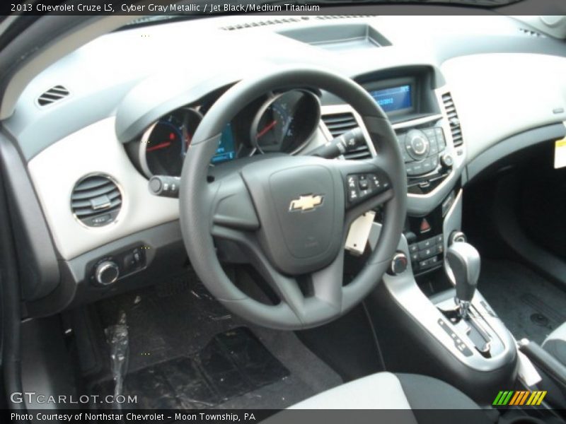 Cyber Gray Metallic / Jet Black/Medium Titanium 2013 Chevrolet Cruze LS