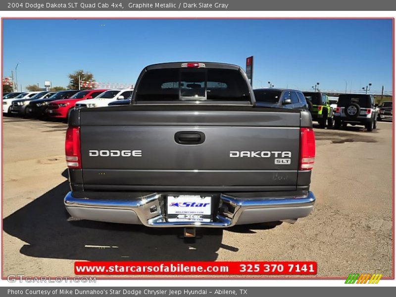 Graphite Metallic / Dark Slate Gray 2004 Dodge Dakota SLT Quad Cab 4x4