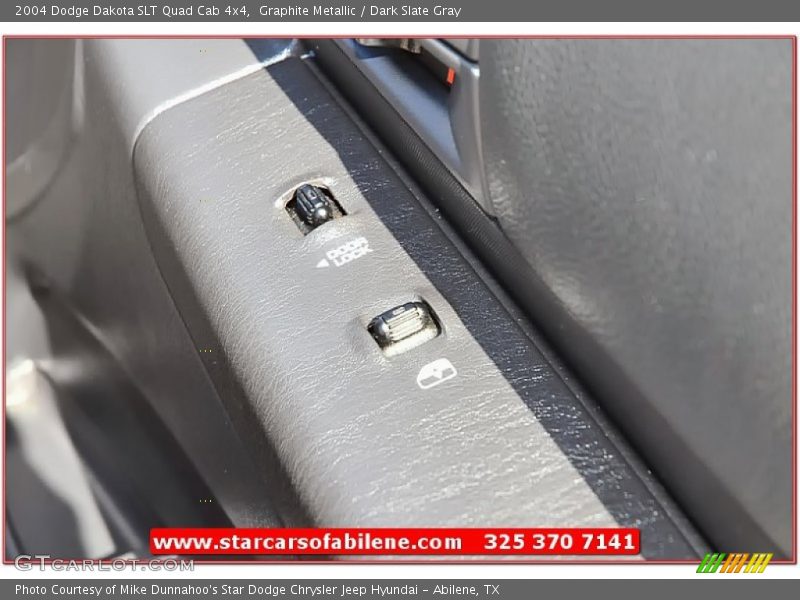 Graphite Metallic / Dark Slate Gray 2004 Dodge Dakota SLT Quad Cab 4x4