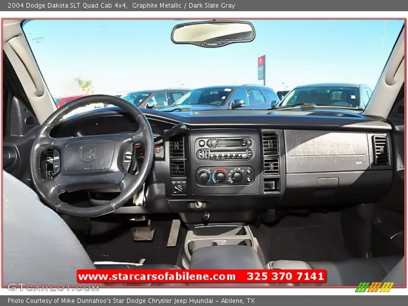 Graphite Metallic / Dark Slate Gray 2004 Dodge Dakota SLT Quad Cab 4x4