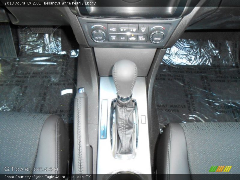 Bellanova White Pearl / Ebony 2013 Acura ILX 2.0L