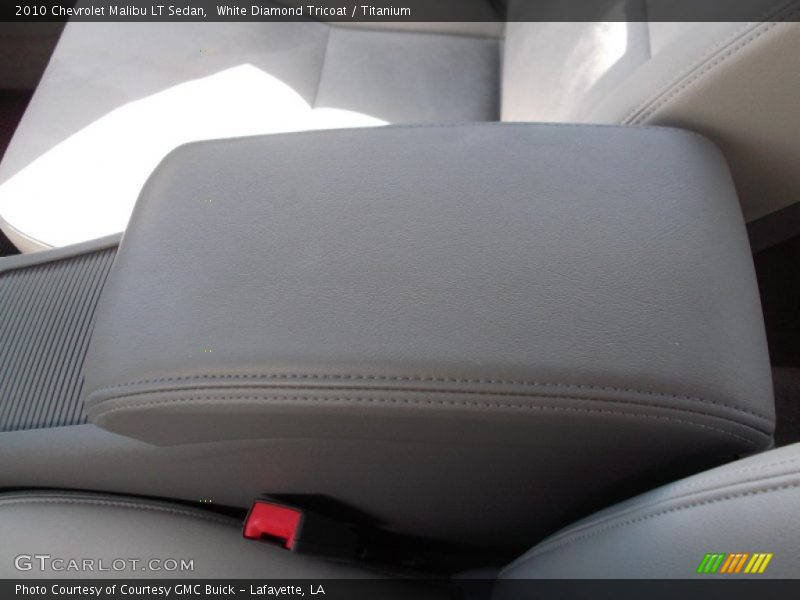 White Diamond Tricoat / Titanium 2010 Chevrolet Malibu LT Sedan