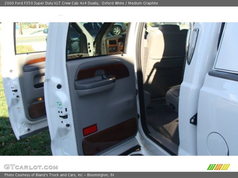 Oxford White / Medium Graphite 2000 Ford F350 Super Duty XLT Crew Cab 4x4 Dually