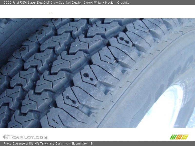 Oxford White / Medium Graphite 2000 Ford F350 Super Duty XLT Crew Cab 4x4 Dually
