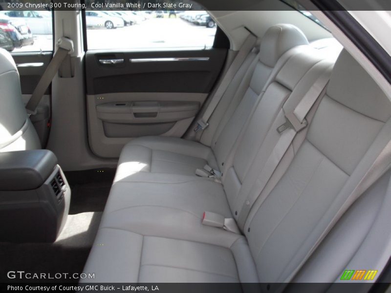 Cool Vanilla White / Dark Slate Gray 2009 Chrysler 300 Touring