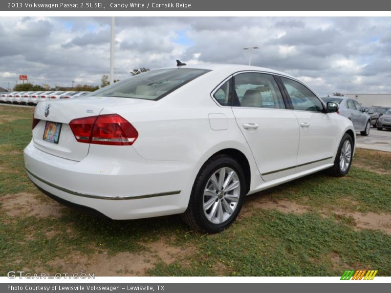 Candy White / Cornsilk Beige 2013 Volkswagen Passat 2.5L SEL