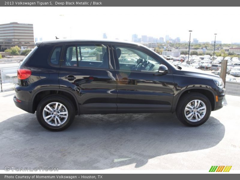 Deep Black Metallic / Black 2013 Volkswagen Tiguan S