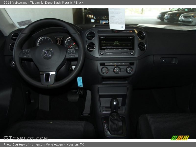 Deep Black Metallic / Black 2013 Volkswagen Tiguan S