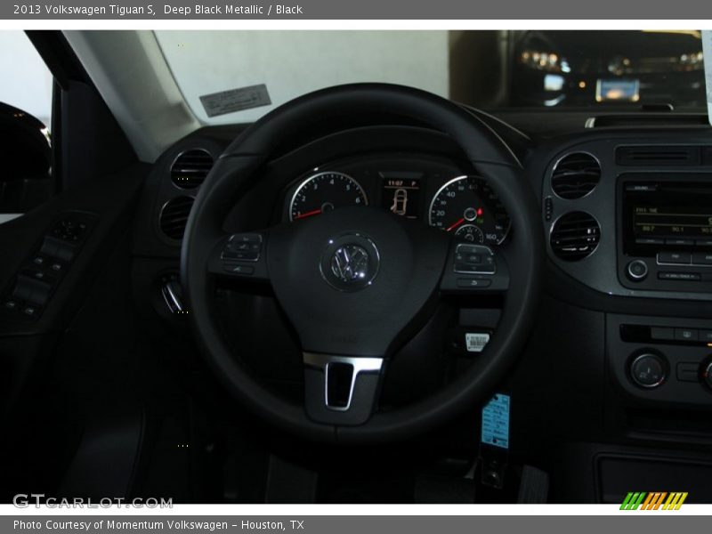 Deep Black Metallic / Black 2013 Volkswagen Tiguan S