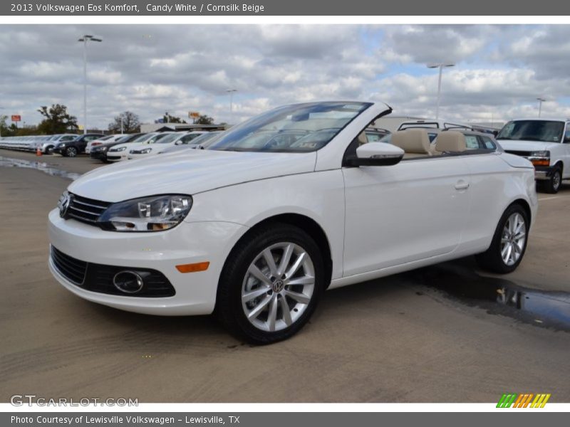 Front 3/4 View of 2013 Eos Komfort