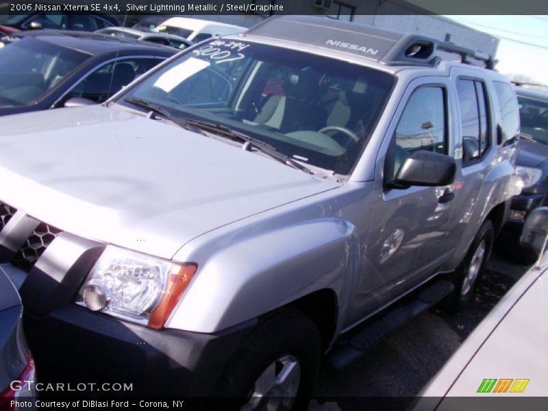 Silver Lightning Metallic / Steel/Graphite 2006 Nissan Xterra SE 4x4