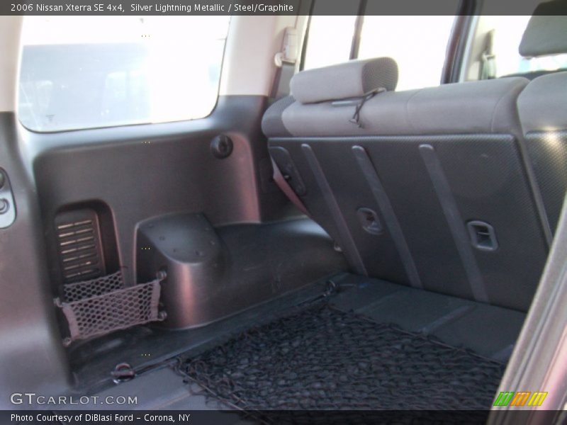 Silver Lightning Metallic / Steel/Graphite 2006 Nissan Xterra SE 4x4