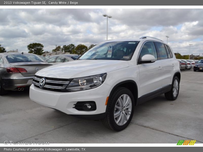 Candy White / Beige 2013 Volkswagen Tiguan SE