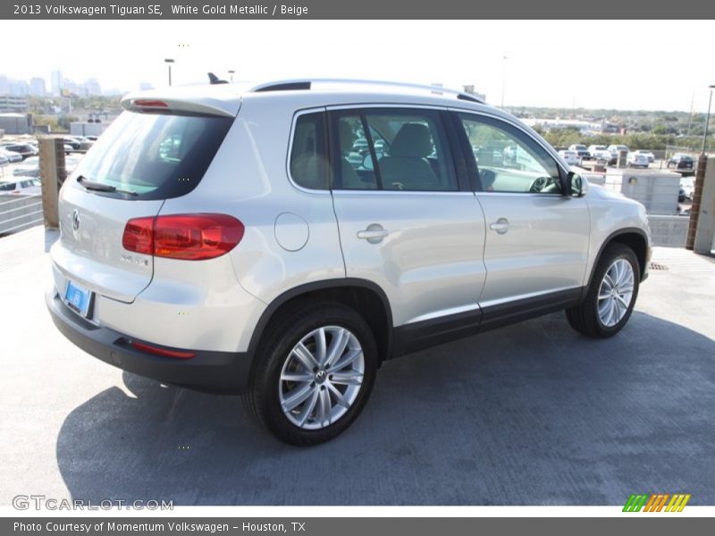 White Gold Metallic / Beige 2013 Volkswagen Tiguan SE