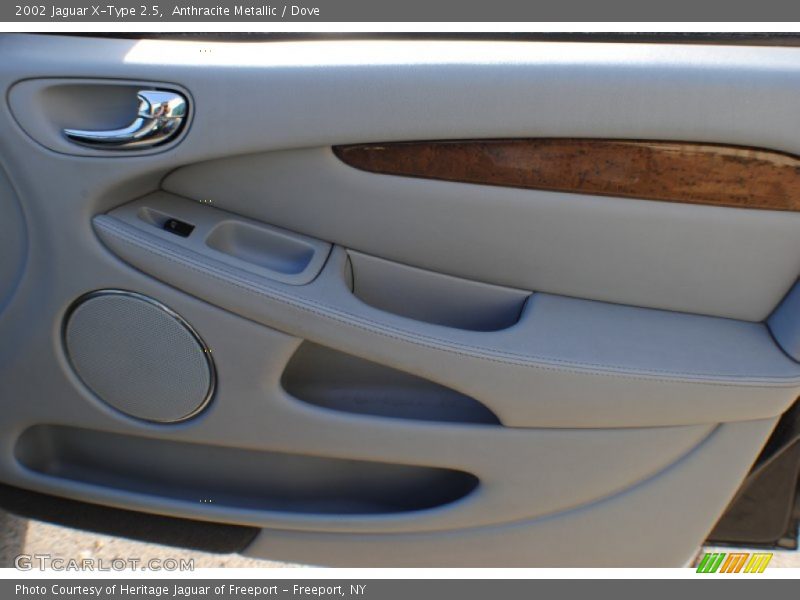 Anthracite Metallic / Dove 2002 Jaguar X-Type 2.5