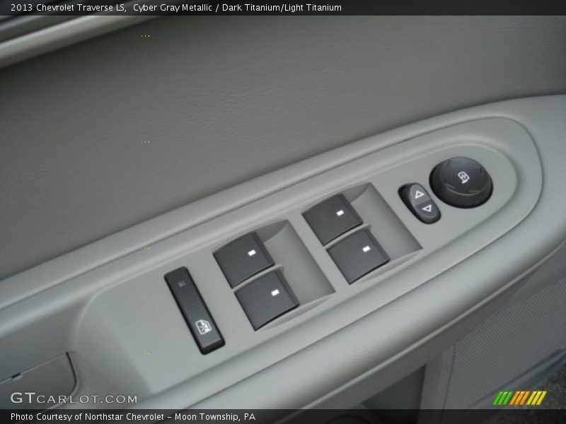 Cyber Gray Metallic / Dark Titanium/Light Titanium 2013 Chevrolet Traverse LS