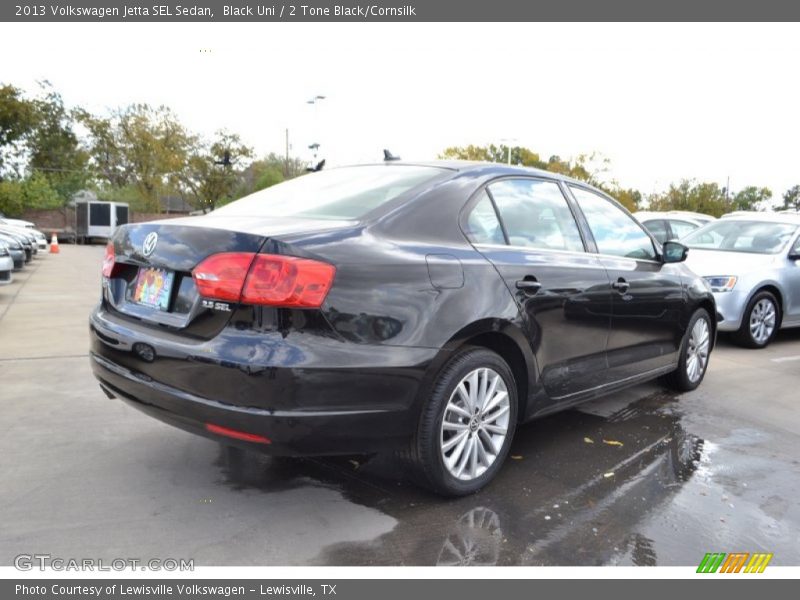 Black Uni / 2 Tone Black/Cornsilk 2013 Volkswagen Jetta SEL Sedan