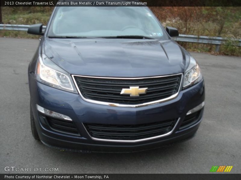 Atlantis Blue Metallic / Dark Titanium/Light Titanium 2013 Chevrolet Traverse LS