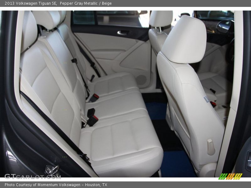 Pepper Gray Metallic / Beige 2013 Volkswagen Tiguan SE